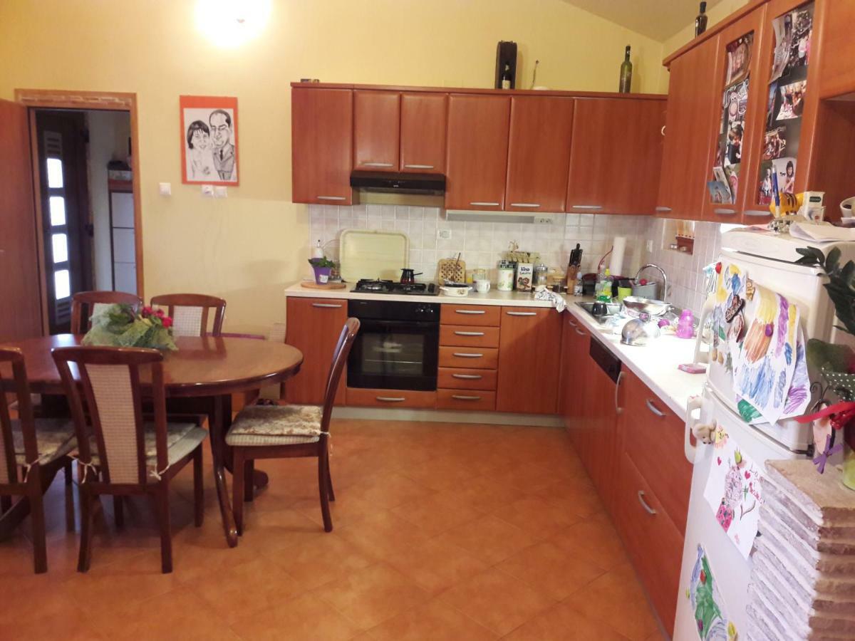 Apartment Tila In Šišan Εξωτερικό φωτογραφία